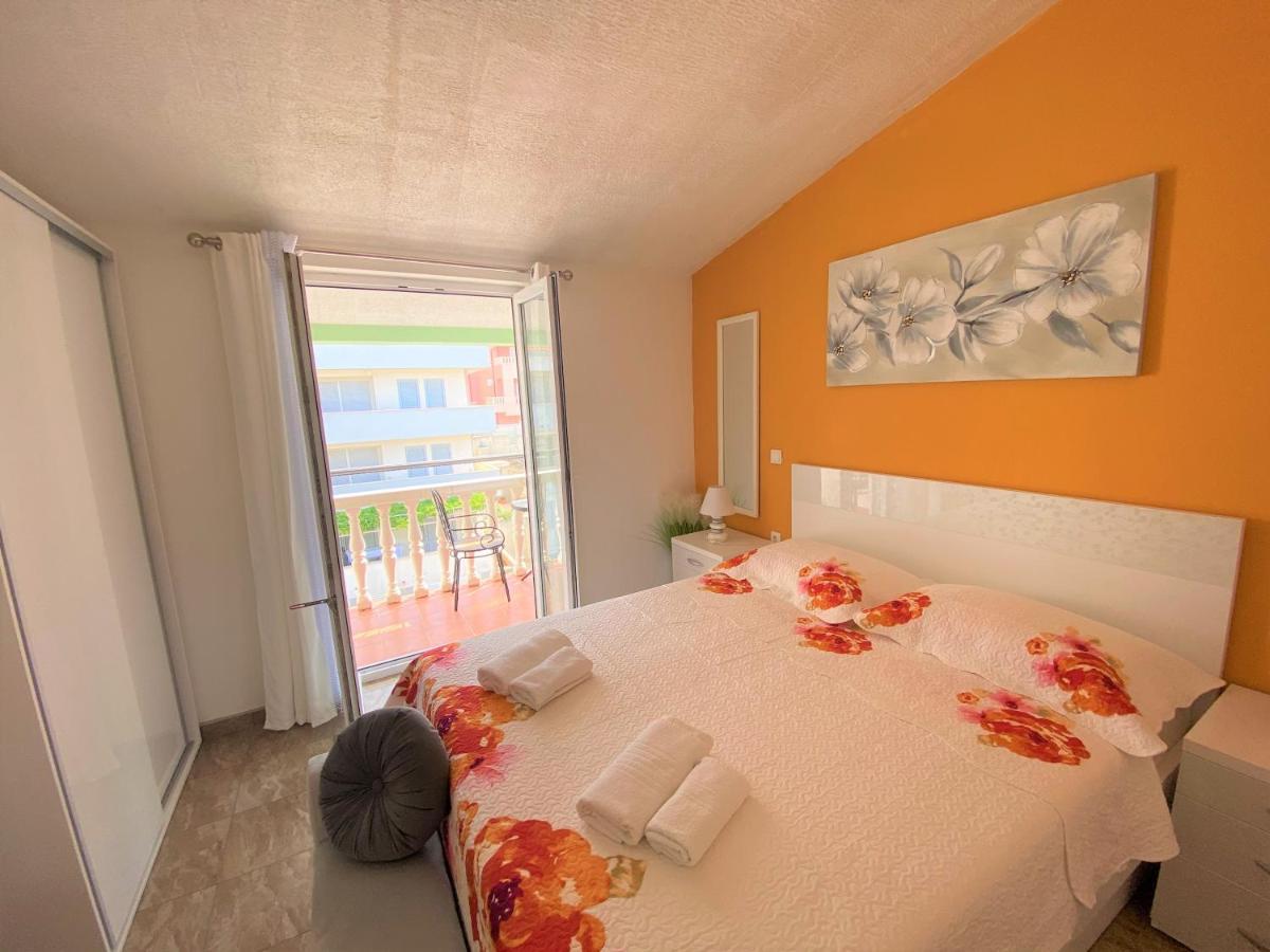 Apartment Beach Makarska Esterno foto